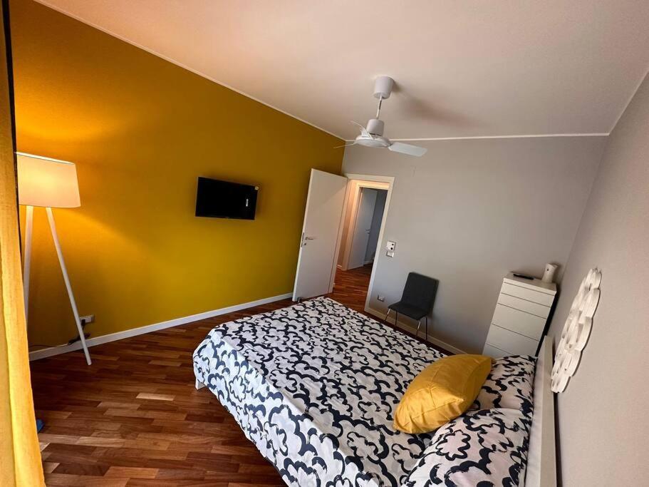 Faro Sul Mare Luxury Apartment - Zona Fiera Bari Exterior foto