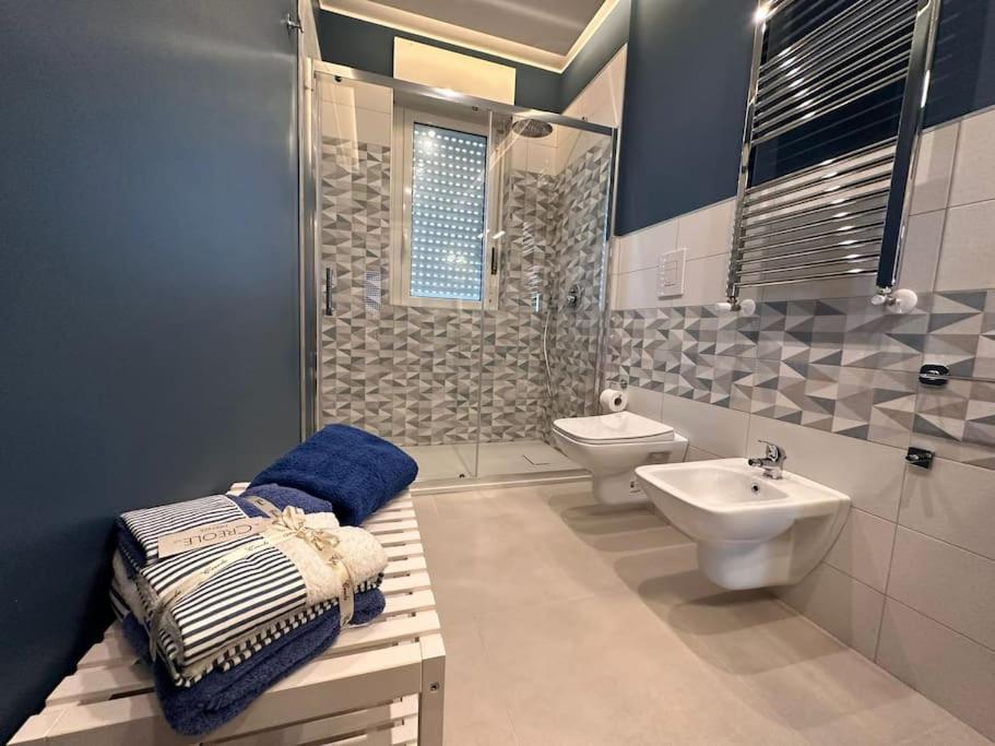 Faro Sul Mare Luxury Apartment - Zona Fiera Bari Exterior foto